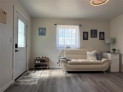 6 Beach Road, Langruth, MB 