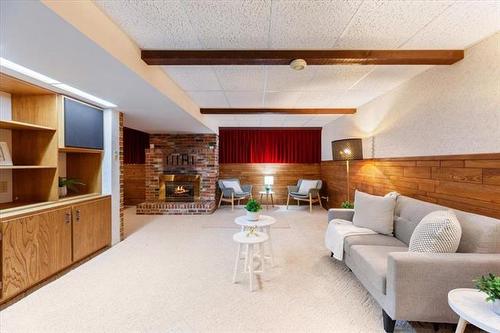 6 Cabot Cr, Winnipeg, MB 