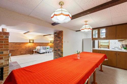 6 Cabot Cr, Winnipeg, MB 