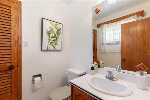 6 Cabot Cr, Winnipeg, MB 