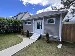 437 Hodder Ave Thunder Bay, ON P7A 1V1