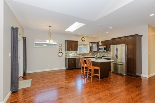 5888 Stonehaven Dr, Duncan, BC 