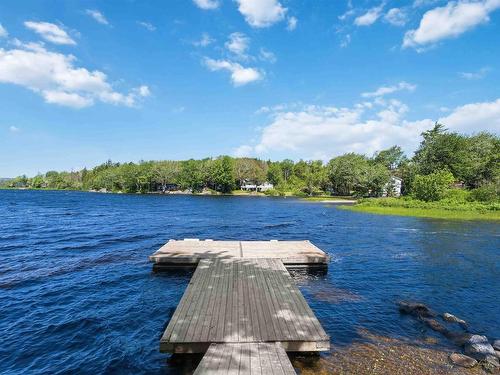 31 Lake Shore Drive, North Range, NS 