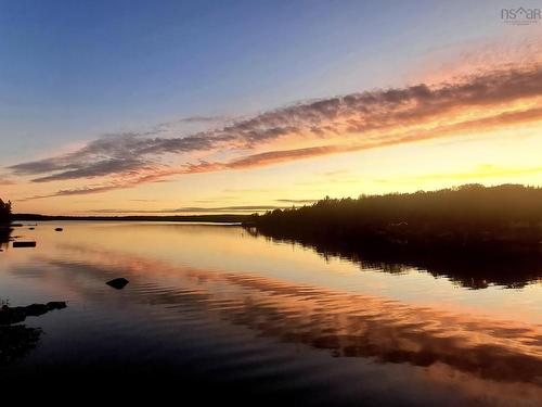 31 Lake Shore Drive, North Range, NS 