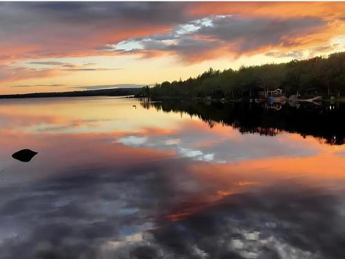 31 Lake Shore Drive, North Range, NS 