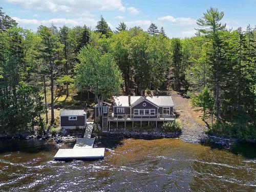 31 Lake Shore Drive, North Range, NS 