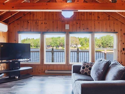31 Lake Shore Drive, North Range, NS 