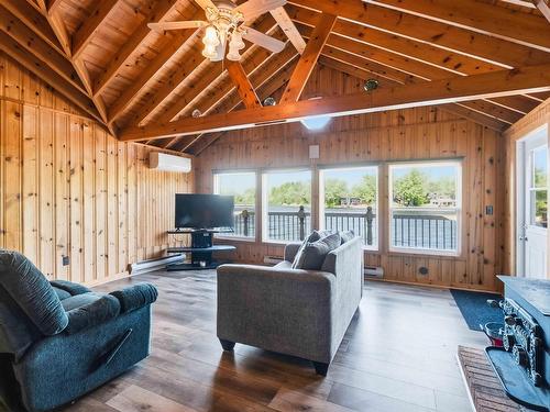 31 Lake Shore Drive, North Range, NS 
