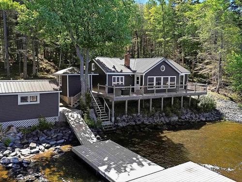 31 Lake Shore Drive, North Range, NS 