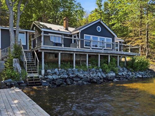 31 Lake Shore Drive, North Range, NS 