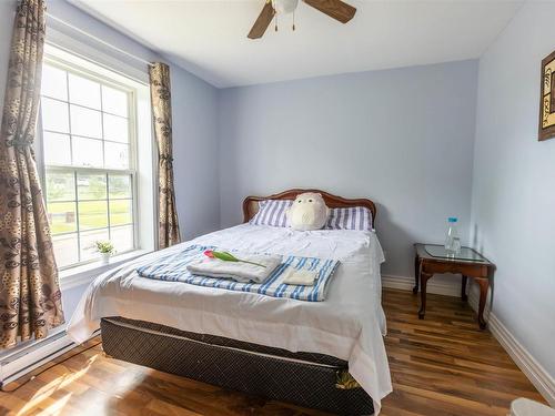 35 Hickman Street, Amherst, NS 