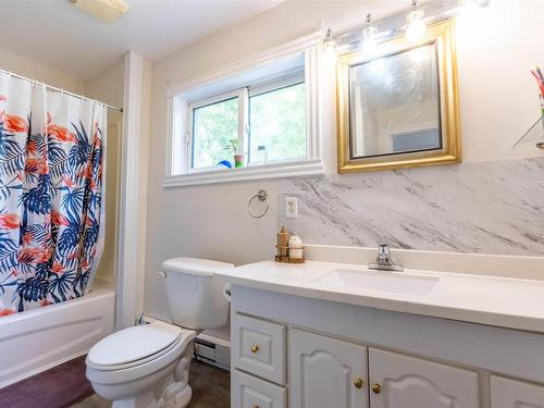 35 Hickman Street, Amherst, NS 