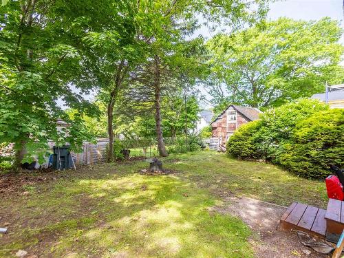 35 Hickman Street, Amherst, NS 
