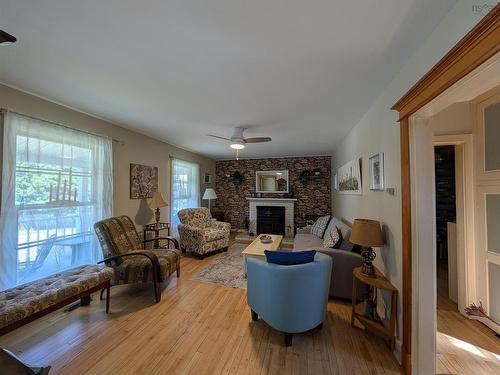 8 Major Street, Westphal, NS 
