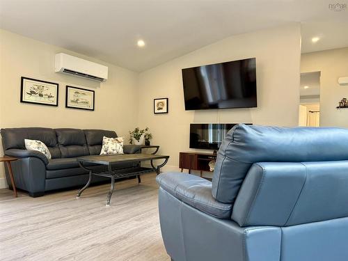 30 Fernwood Drive, Amherst, NS 