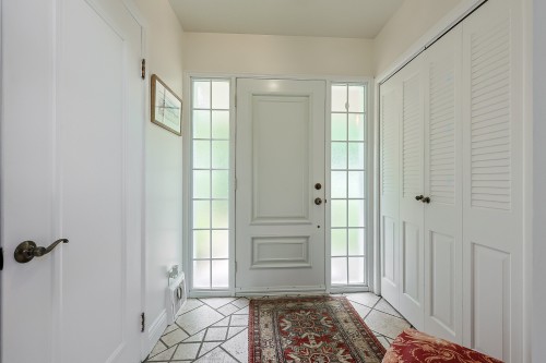 Hall d'entrée/Vestibule - 228 Ch. De La Boucle, Montebello, QC 
