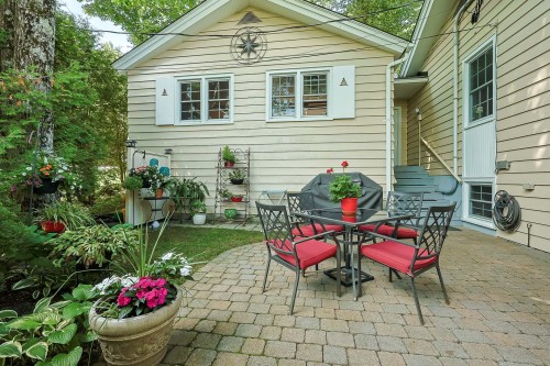 Terrasse - 228 Ch. De La Boucle, Montebello, QC 