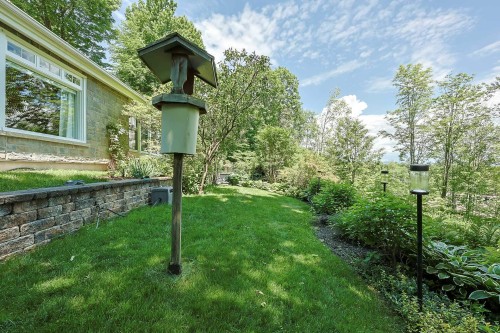 Cour - 228 Ch. De La Boucle, Montebello, QC 