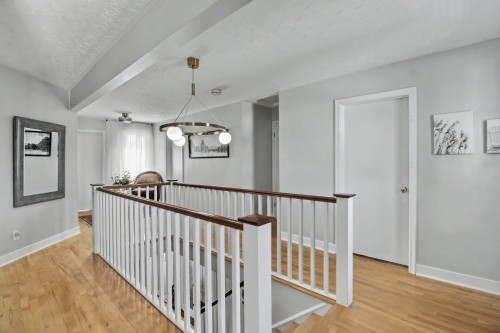 Corridor - 471 Av. Murdoch, Rouyn-Noranda, QC 