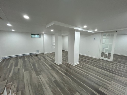 Salle familiale - 2223 Rue St-Jacques, Montréal (Le Sud-Ouest), QC 