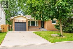 662 MONTEGO Crescent  Burlington, ON L7N 2Z1