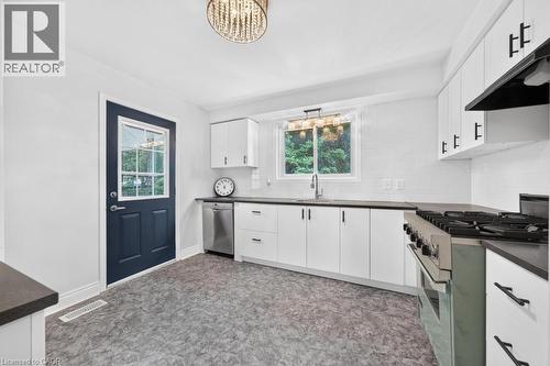 662 Montego Crescent, Burlington, ON 