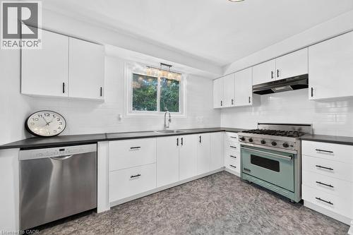 662 Montego Crescent, Burlington, ON 