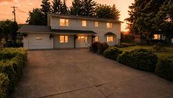 7320 Okanagan Landing Road  Vernon, BC V1H 1G6