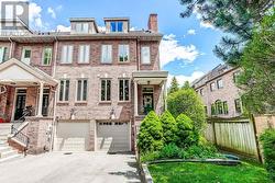 521 OXFORD STREET Toronto, ON M8Y 3Y6