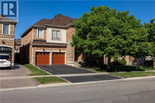 2313 CORONATION Drive  Oakville, ON L6H 7N1