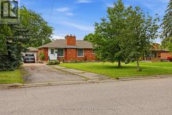 190 GLADMAN AVENUE  London South (South D), ON N6J 1X5