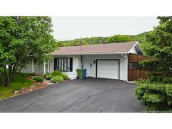 21 Anna ST Saint-Jacques, NB E7B 1A9