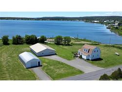 14 Thoroughfare RD Grand Manan, NB E5G 1G6