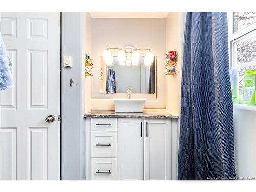 490 Golf St, Bathurst, NB 