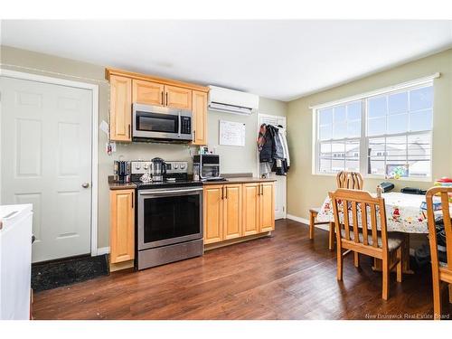 490 Golf St, Bathurst, NB 