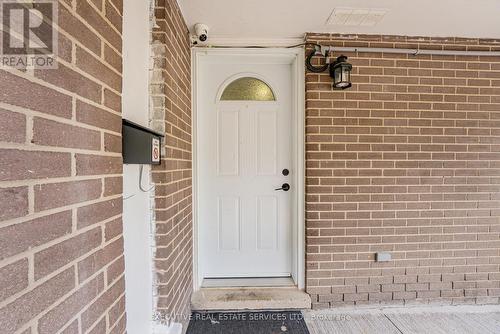 77 Overlea Drive, Kitchener, ON 