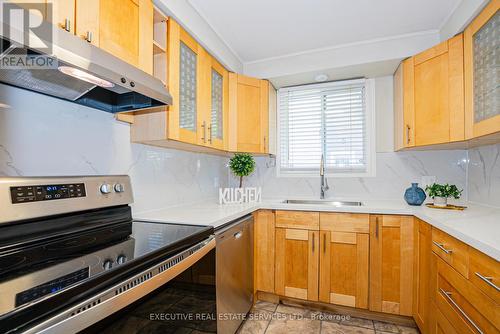 77 Overlea Drive, Kitchener, ON 
