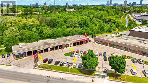 77 Overlea Drive, Kitchener, ON 