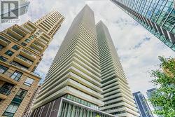 3209 - 42 CHARLES STREET E Toronto, ON M4Y 1T4