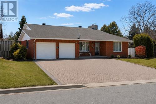 525 Galaxy Court  Sudbury, ON P3E 5K6