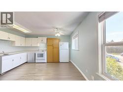 201 Hollyburn Drive Kamloops, BC V2E 1Y9