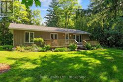 20 MACTAVESH CRESCENT  Bluewater, ON N0M 1G0