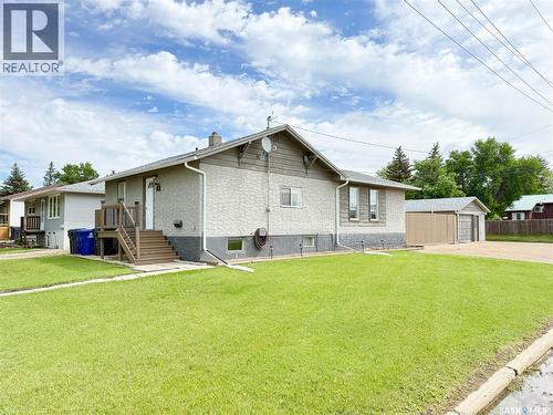 4 9th STREET  Weyburn, SK S4H 1E5
