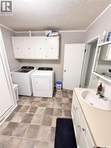 4 9Th Street, Weyburn, SK 