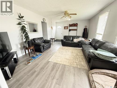 4 9Th Street, Weyburn, SK 