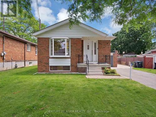 21 CAVEHILL CRESCENT  Toronto, ON M1R 4P8