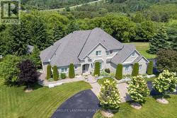 6 SUNNY RIDGE TRAIL  Clarington, ON L0B 1J0
