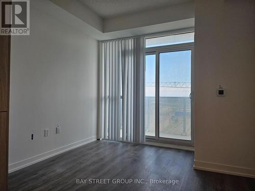 1611 - 28 Interchange Way, Vaughan, ON 
