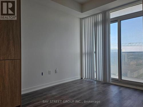 1611 - 28 Interchange Way, Vaughan, ON 