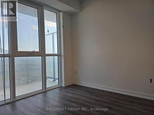 1611 - 28 Interchange Way, Vaughan, ON 